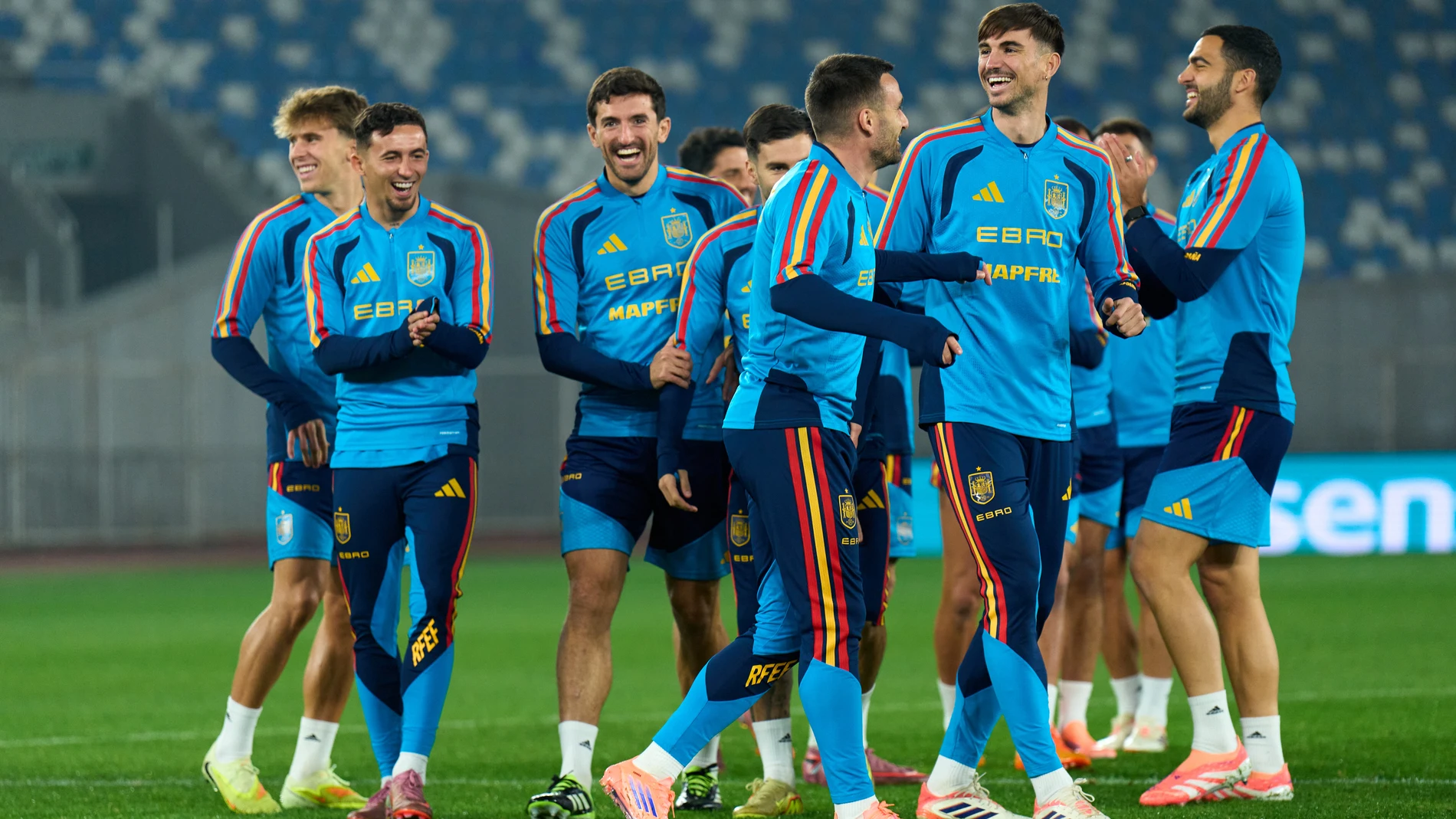 TIFLIS (GEORGIA), 14/11/2025.- Entrenamiento de la selección de fútbol en el estadio Nacional Boris Paichadze, previo al partido de clasificación para el Mundial 2026, que les enfrenta mañana a Georgia en Tiflis. EFE/Ángel Martínez/RFEF CRÉDITO OBLIGATORIO SOLO USO PERMITIDO PARA ILUSTRAR LA NOTICIA QUE APARECE EN EL PIE DE FOTO SÓLO USO EDITORIAL