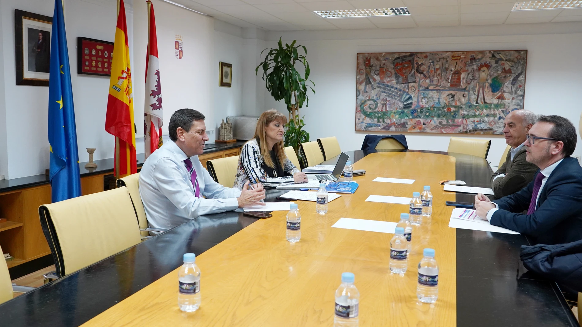 Fernández Carriedo durante su encuentro con Ricardo Gavilanes este pasado viernes