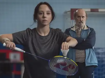 Carla Quílez y Javier Cámara en 'Yakarta' Carla Quílez y Javier Cámara en 'Yakarta'