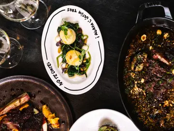 Fuego, mar y creatividad: una experiencia gastronómica bien parida Fuego, mar y creatividad: una experiencia gastronómica bien parida