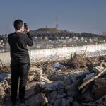 O.Próximo.- Líbano denunciará a Israel ante el Consejo de Seguridad por invadir la frontera con un muro de vigilancia O.Próximo.- Líbano denunciará a Israel ante el Consejo de Seguridad por invadir la frontera con un muro de vigilancia