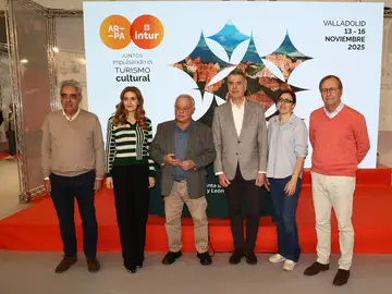 Gonzalo Santonja, junto a Mar Sancho y Alberto Alonso hace balance de ambas ferias Gonzalo Santonja, junto a Mar Sancho y Alberto Alonso hace balance de ambas ferias