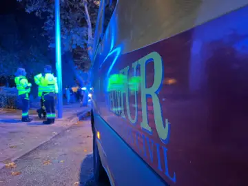 Herido por arma blanca un joven de 19 años, en calle Gotarrendura, La Latina (Madrid) Herido por arma blanca un joven de 19 años, en calle Gotarrendura, La Latina (Madrid) REMITIDA / HANDOUT por EMERGENCIAS MADRID Fotografía remitida a medios de comunicación exclusivamente para ilustrar la noticia a la que hace referencia la imagen, y citando la procedencia de la imagen en la firma 16/11/2025