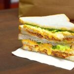 Un joven español revela cómo es la comida en su instituto de EE UU: "A veces hasta me encuentro mal"