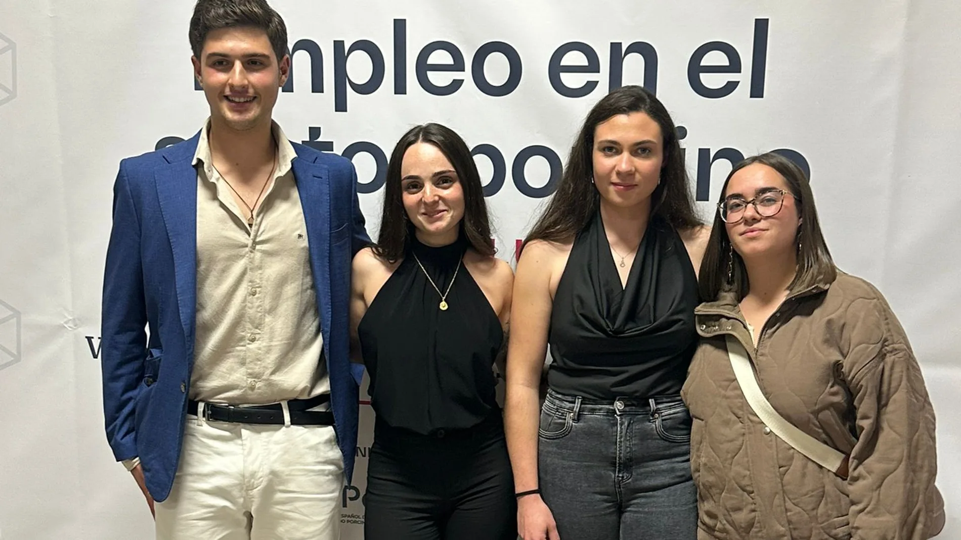 Alumnos de los Centros Integrados de Formación Profesional Agraria de Castilla y León, galardonados en los V Premios i+Porc