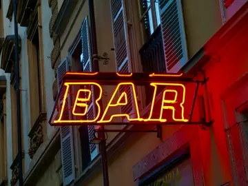 Estas son las cinco ciudades españolas con más bares por habitante: no son las que te esperas Estas son las cinco ciudades españolas con más bares por habitante: no son las que te esperas