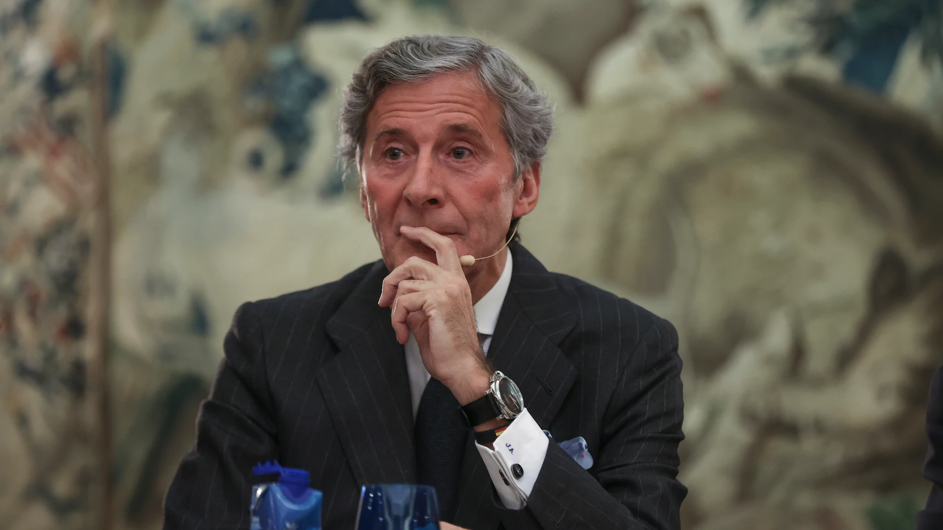 MADRID, 17/11/2025.- El periodista de RTVE Jesús Álvarez durante la presentación de su autobiografía, 'Cerca de las Estrellas', este lunes en Madrid. EFE/ Victor Lerena