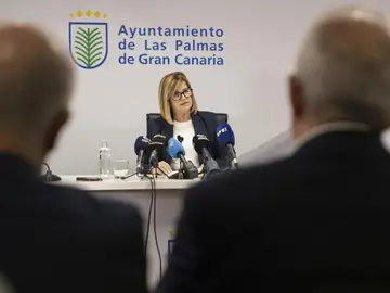 La concejala socialista Inmaculada Medina dimite tras quedar acorralada por el estallido del caso Valka Inmaculada Medina en rueda de prensa este lunes