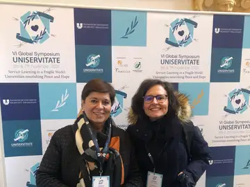 La rectora de la Universidad Católica de Ávila (UCAV), Mª del Rosario Sáez Yuguero, y la decana de la facultad de Ciencias de la Salud de dicha universidad, Mercedes Sánchez La rectora de la Universidad Católica de Ávila (UCAV), Mª del Rosario Sáez Yuguero, y la decana de la facultad de Ciencias de la Salud de dicha universidad, Mercedes Sánchez