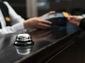 Un recepcionista de hotel: "Estas son las peticiones más raras que he recibido de clientes" Un recepcionista de hotel: "Estas son las peticiones más raras que he recibido de clientes"