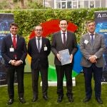 El consejero de Universidad, Investigación e Innovación de la Junta, José Carlos Gómez Villamandos, entre otros, en la presentación del acto