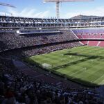 El fútbol vuelve al Camp Nou tras las obras