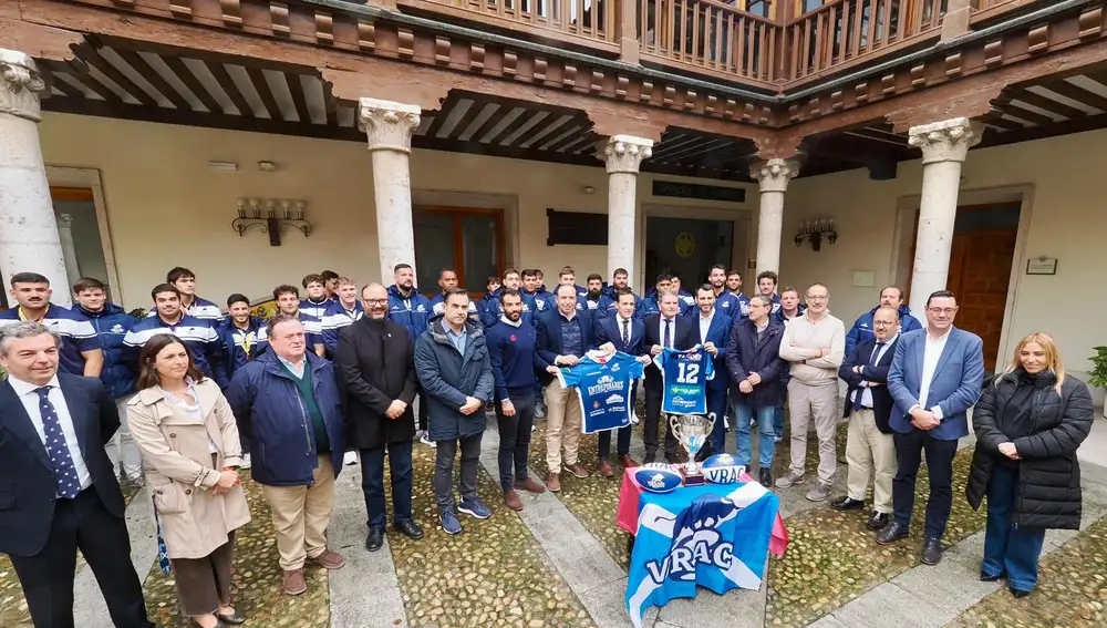 Homenaje al VRAC Quesos Entrepinares en la Diputación de Valladolid