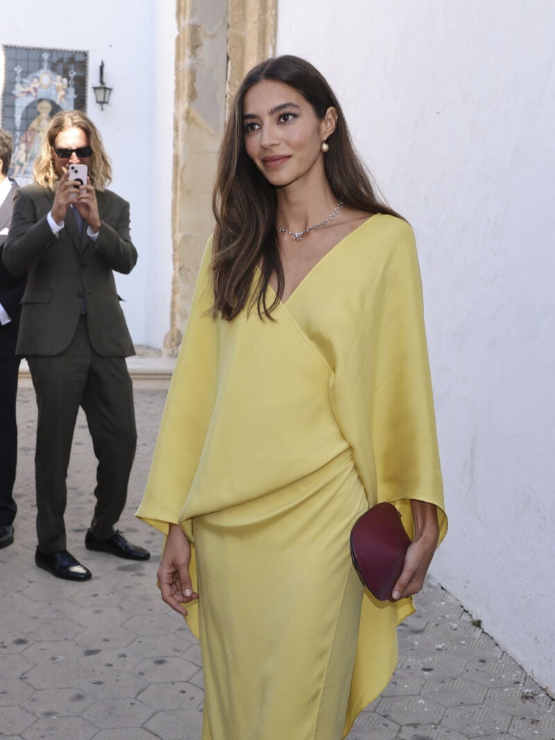 Rocío Crusset con su novio, Charlie Schein, a sus espaldas