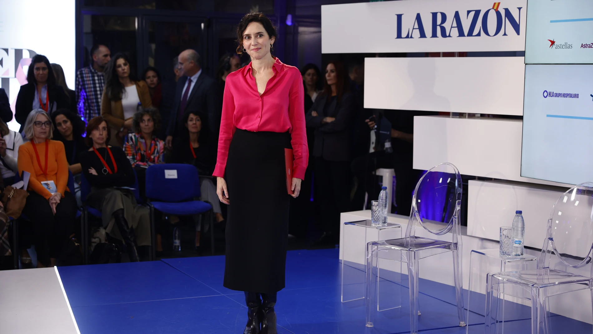 Jornada Homenaje a la Enfermería Oncológica en La Razón.