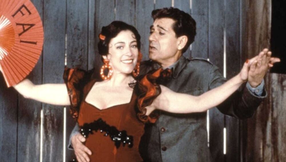 Carmen Maura y Andrés Pajares en «¡Ay, Carmela!»