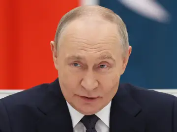 Russia Putin SCO Russian President Vladimir Putin speaks during his meeting with the heads of government of member states of the Shanghai Cooperation Organisation at the Senate Palace of the Kremlin in Moscow, Russia, Tuesday, Nov. 18, 2025. (Ramil Sitdikov/Pool Photo via AP)