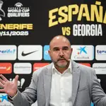 Chus Mateo ofreció en Tenerife su primera lista como seleccionador nacional