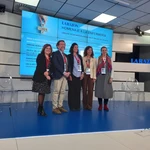 De izquierda a derecha, Jorgina Serra, Julio C. De la Torre, Laura Bascuñana, Guadalupe Fontán y Celia Díez de los Ríos