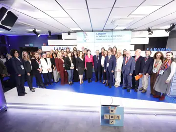 Jornada Homenaje a la Enfermería Oncológica en La Razón. Jornada Homenaje a la Enfermería Oncológica en La Razón.