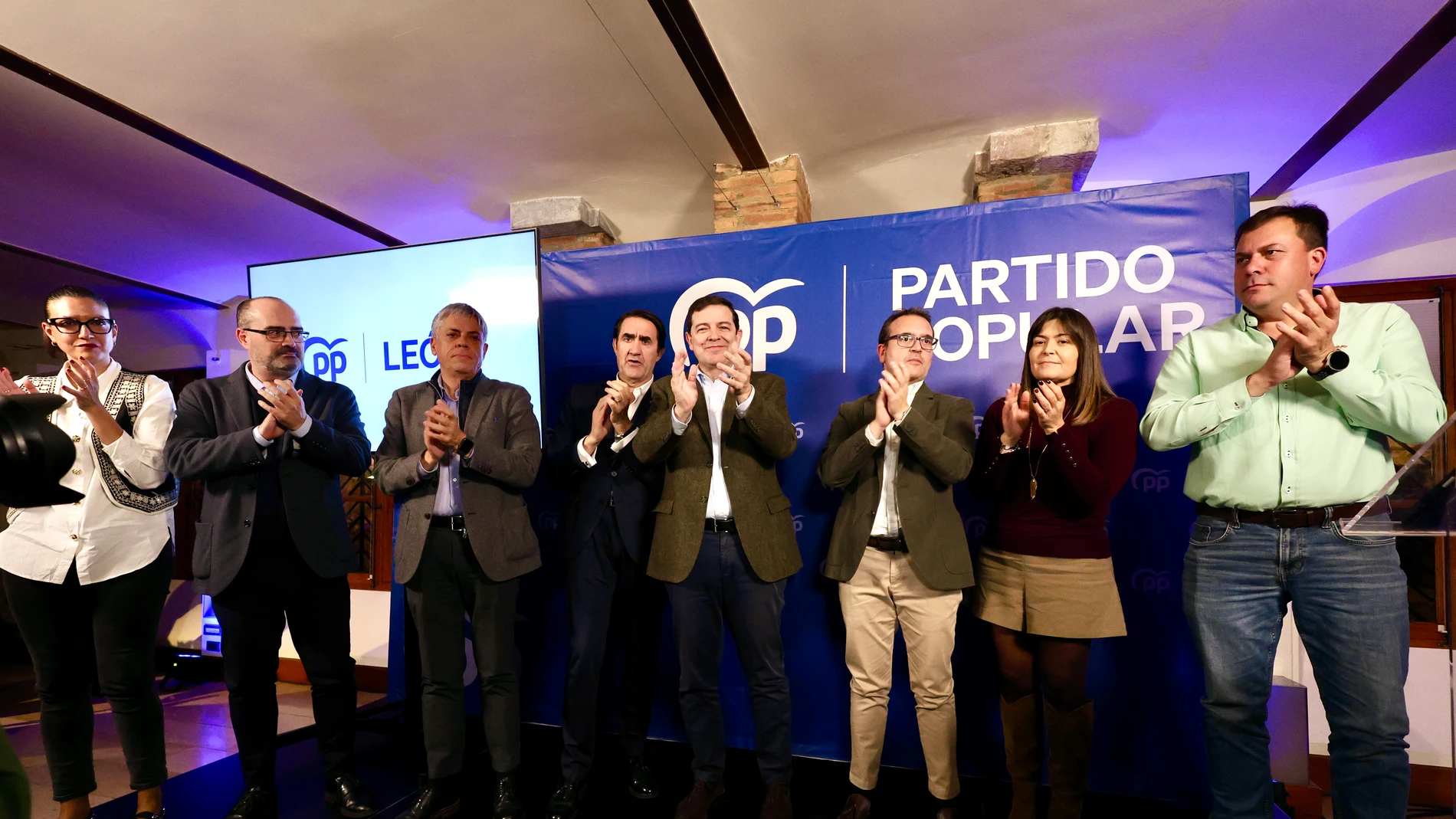 Mañueco clausura la Junta Directiva del PP de León