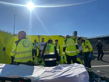 Muere un motorista de 25 años tras colisionar con un turismo en la A-3 a la altura de Vicálvaro (Madrid) Muere un motorista de 25 años tras colisionar con un turismo en la A-3 a la altura de Vicálvaro (Madrid)