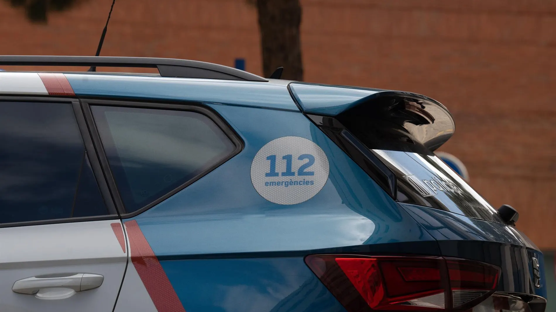 VÍDEO: Sucesos.- Los Mossos investigan la muerte de una mujer que ha caído de un balcón en L'Hospitalet (Barcelona)