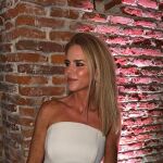 El look de novia moderna de Amelia Bono.