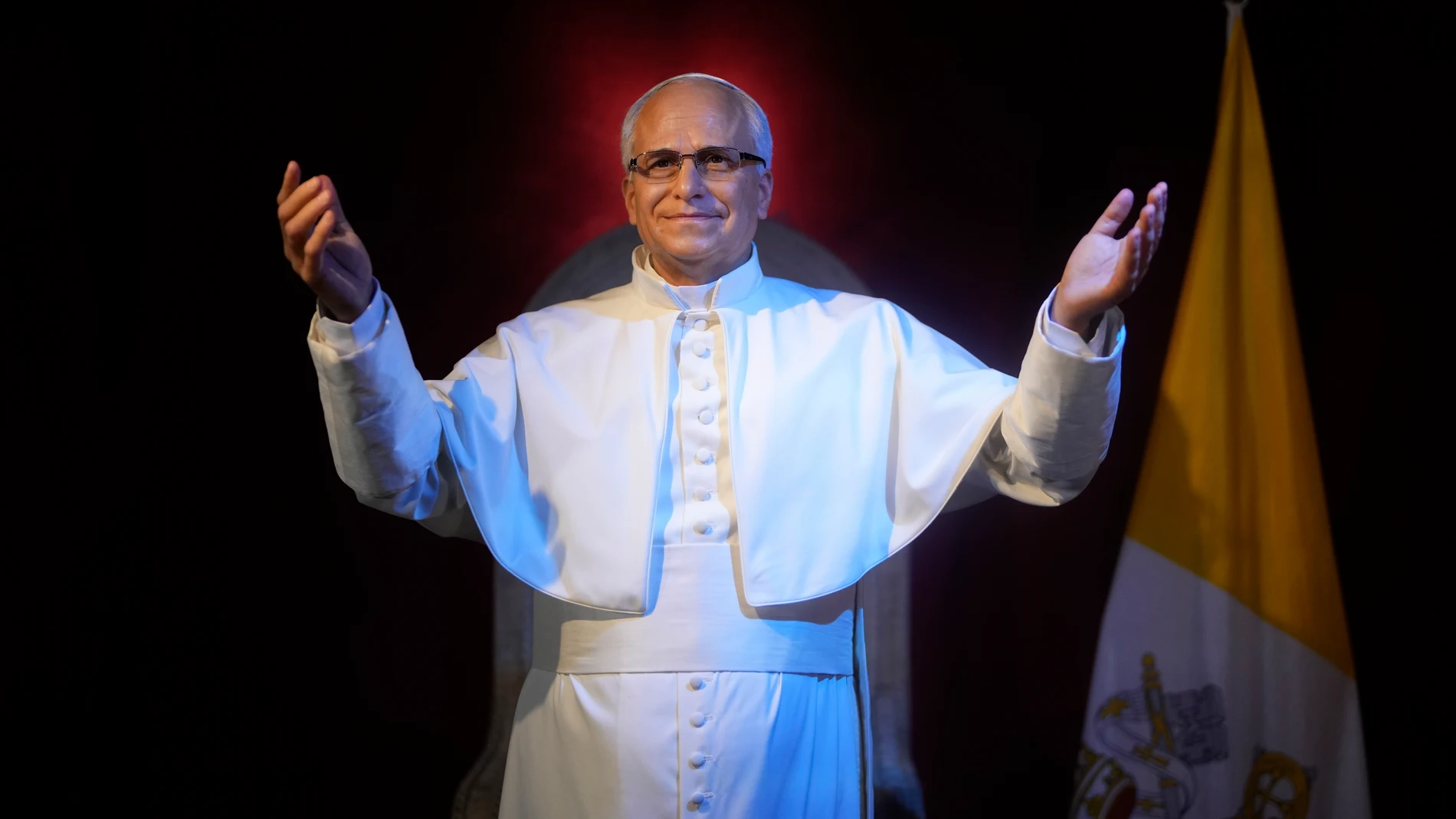 MADRID, 19/11/2025.- Presentación de la figura del Papa León XIV en el Museo de Cera de Madrid, este miércoles. EFE/ Borja Sánchez-trillo