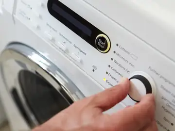 Ni 60 ni 90 grados: esta es la mejor temperatura para lavar las sábanas y eliminar las bacterias Ni 60 ni 90 grados: esta es la mejor temperatura para lavar las sábanas y eliminar las bacterias