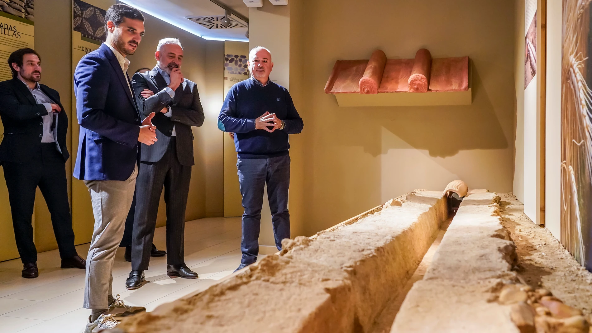 El Museo de la Ciudad expone un fragmento del acueducto romano encontrado en el nuevo barrio de AldoveaREMITIDA / HANDOUT por AYUNTAMIENTO DE TORREJÓNFotografía remitida a medios de comunicación exclusivamente para ilustrar la noticia a la que hace referencia la imagen, y citando la procedencia de la imagen en la firma19/11/2025
