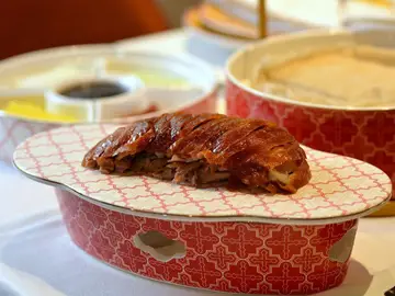 El regreso de Hutong, el restaurante de alta cocina china en Madrid, donde comer un sublime pato laqueado y estrenar una barra de dim sum El regreso de Hutong, el restaurante de alta cocina china en Madrid, donde comer un sublime pato laqueado y estrenar una barra de dim sum