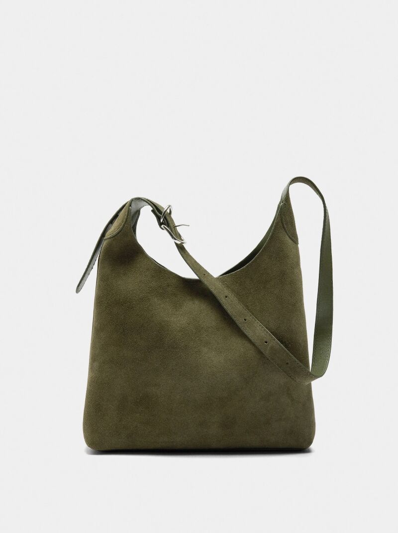 Bolso de efecto ante.