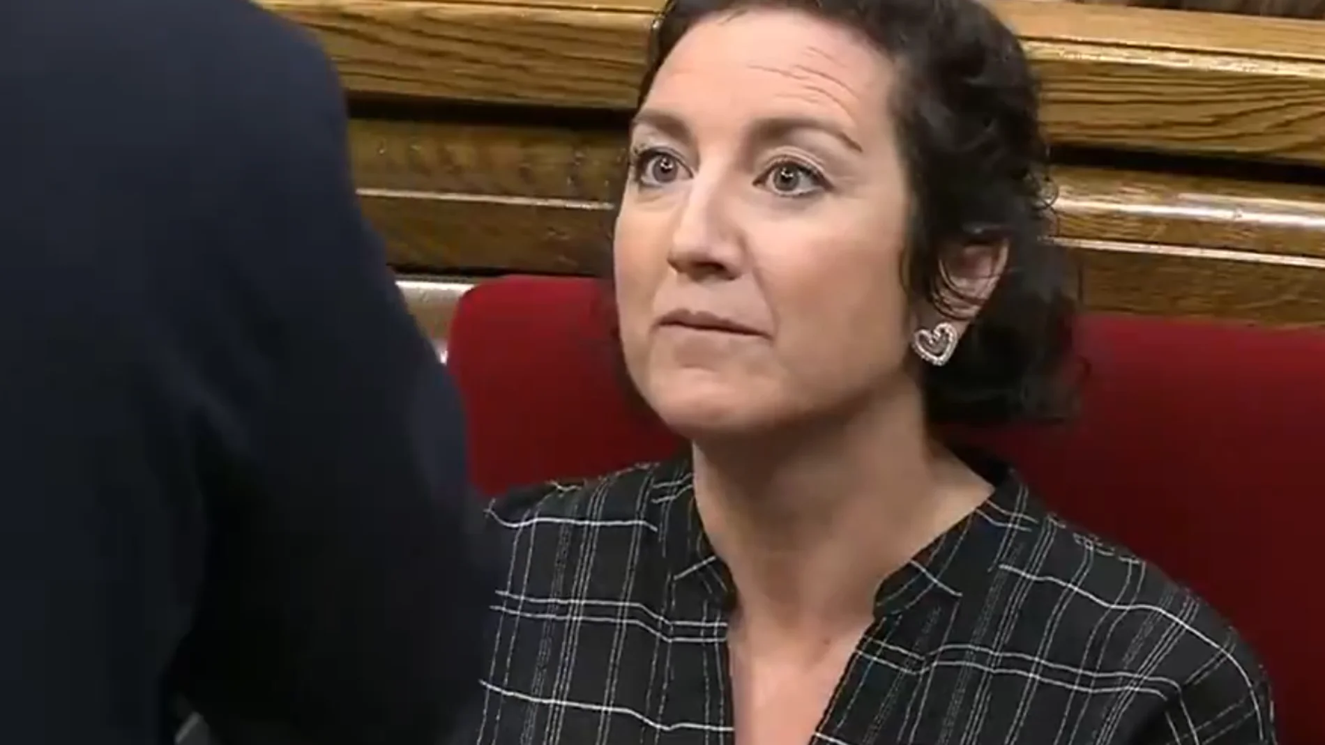 Alícia Romero mirando a Jové