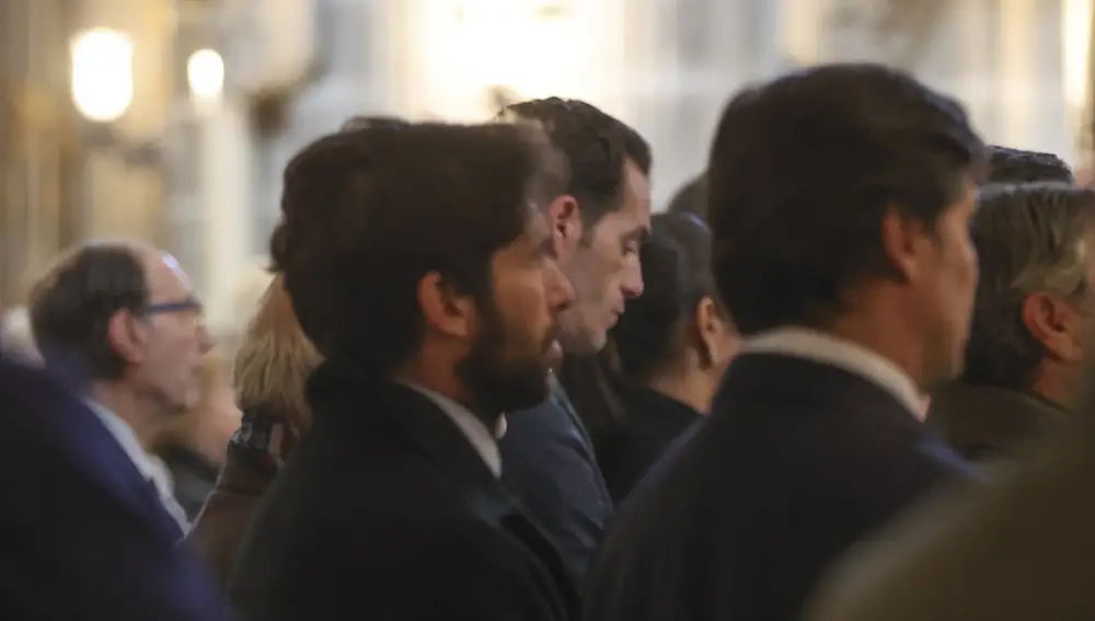 Cayetano Rivera en el funeral de Álvaro Domecq en la Catedral de Jerez de la Frontera