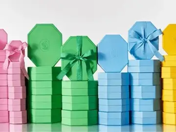 Los aros Swarovski que toda editora de moda tiene en su lista de deseos (y ya empiezan a agotarse) Colección Sommerset de Swarovski