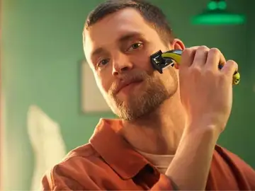 La afeitadora Philips más cómoda para piel sensible: la OneBlade 360 cuida, recorta, perfila sin tirones y ahora está tirada de precio OneBlade 360