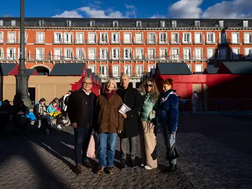 Vecinos de la Plaza Mayor se quejan de la situación de la zona por el ruido la mendicidad y la suciedad en la Vecinos de la Plaza Mayor se quejan de la situación de la zona por el ruido la mendicidad y la suciedad en la zona.