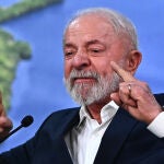 Lula participa en rueda de prensa durante la COP30 en Brasil