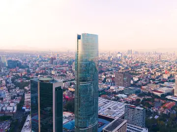 Ciudad de México desborda vida, contradicciones, historia, arte y una intensidad que se siente en cada esquina Ciudad de México desborda vida, contradicciones, historia, arte y una intensidad que se siente en cada esquina