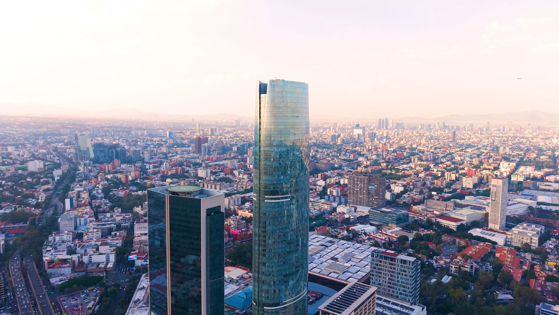 Ciudad de México desborda vida, contradicciones, historia, arte y una intensidad que se siente en cada esquina