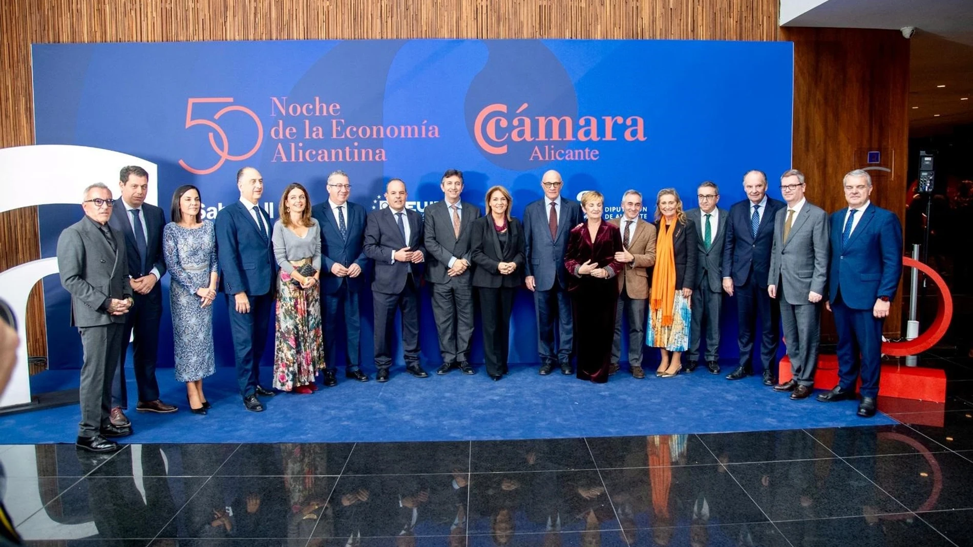 Noche de la Economía Alicantina REMITIDA / HANDOUT por GVA Fotografía remitida a medios de comunicación exclusivamente para ilustrar la noticia a la que hace referencia la imagen, y citando la procedencia de la imagen en la firma 20/11/2025