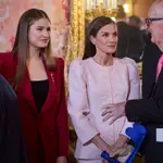 Sus majestades los reyes Don Felipe VI, junto a Doña Letizia y Sus Altezas Reales la Princesa de Asturias y la