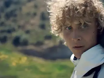 Joseph Zada como Haymitch en "Los juegos del hambre: amanecer en la cosecha" Joseph Zada como Haymitch en "Los juegos del hambre: amanecer en la cosecha"