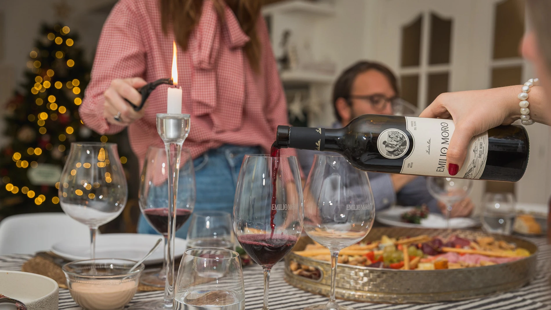 El vino, siempre mejor en compañía