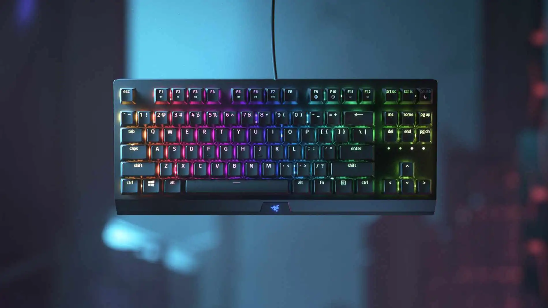 Este teclado tiene switches mecánicos amarillos Razer
