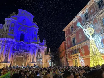 MURCIA.-La Plaza Belluga se convierte en un gran teatro de lírica para dar la bienvenida a la Navidad de Murcia 2025 MURCIA.-La Plaza Belluga se convierte en un gran teatro de lírica para dar la bienvenida a la Navidad de Murcia 2025