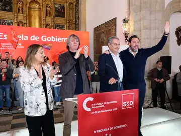 El PSOE celebra una mesa debate bajo el titulo 'Europa y Castilla y León tiene futuro con perspectiva feminista' Acuden al actoel ministro de transporte Óscar Puente, el expresidente José Luis Rodríguez Zapatero y el secretario general del PSOE Carlos Martínez entre otros El PSOE celebra una mesa debate bajo el titulo 'Europa y Castilla y León tiene futuro con perspectiva feminista' Acuden al actoel ministro de transporte Óscar Puente, el expresidente José Luis Rodríguez Zapatero y el secretario general del PSOE Carlos Martínez entre otros