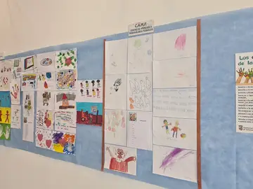 El centro municipal Julián Sánchez ‘El Charro’ acoge la exposición de 528 dibujos del certamen escolar ‘Los Derechos de la Infancia’ El centro municipal Julián Sánchez ‘El Charro’ acoge la exposición de 528 dibujos del certamen escolar ‘Los Derechos de la Infancia’