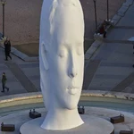 Imagen de la escultura de Jaume Plensa, "Julia", situada en la Plaza de Colón